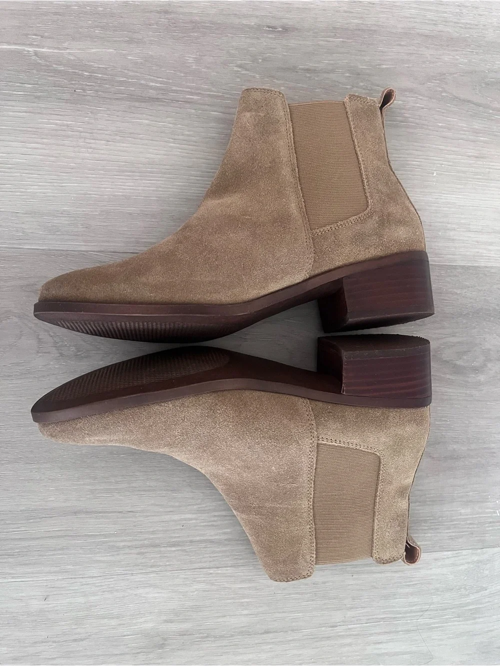 STEVE MADDEN Dover tan suede ankle boots